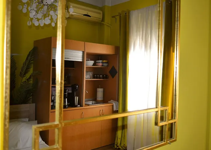Aristotelous Boarding House